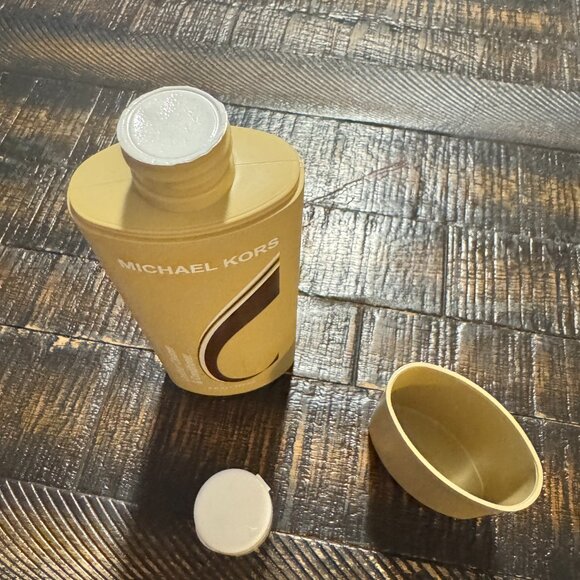 Michael Kors Leather Cleaner & Conditioner 6 oz SEALED - Picture 2 of 3